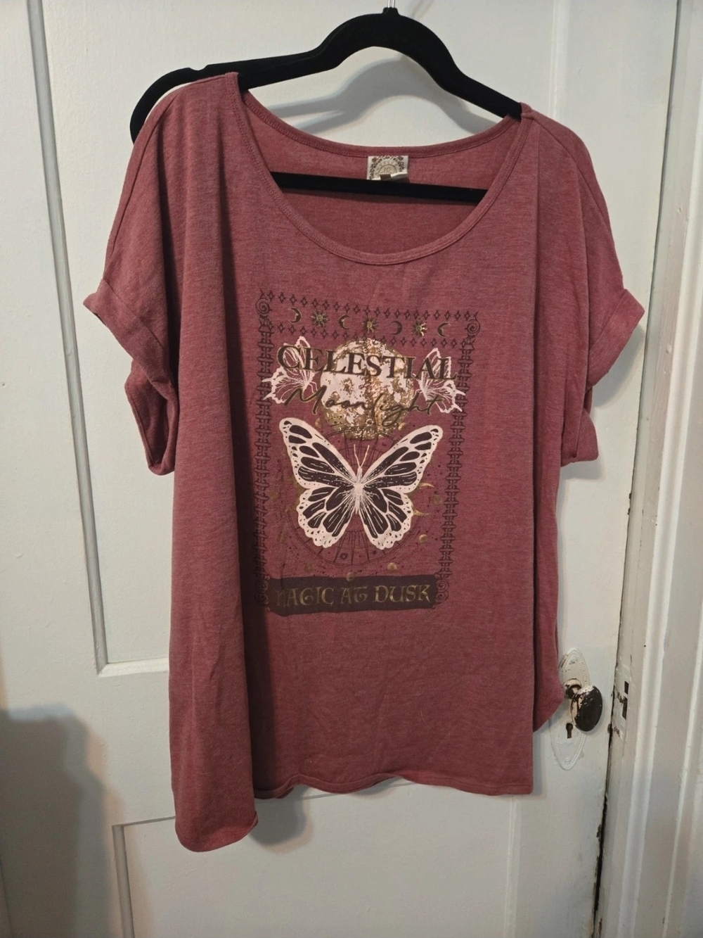 Women's Short-Sleeve Graphic Tee - Dusty Rose Butterfly